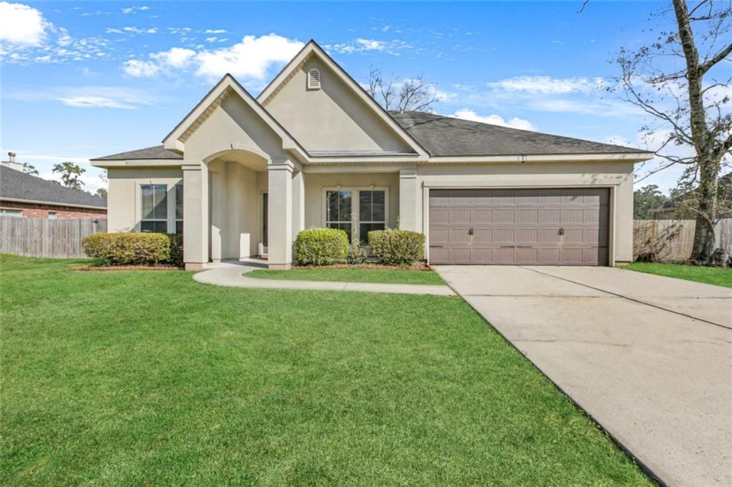 571 DAYBREAK Drive