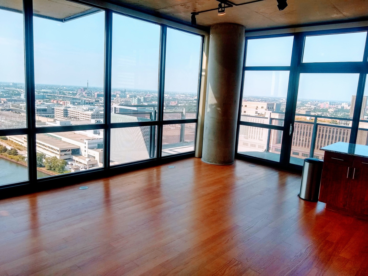 235 W VAN BUREN Street Unit: 2812