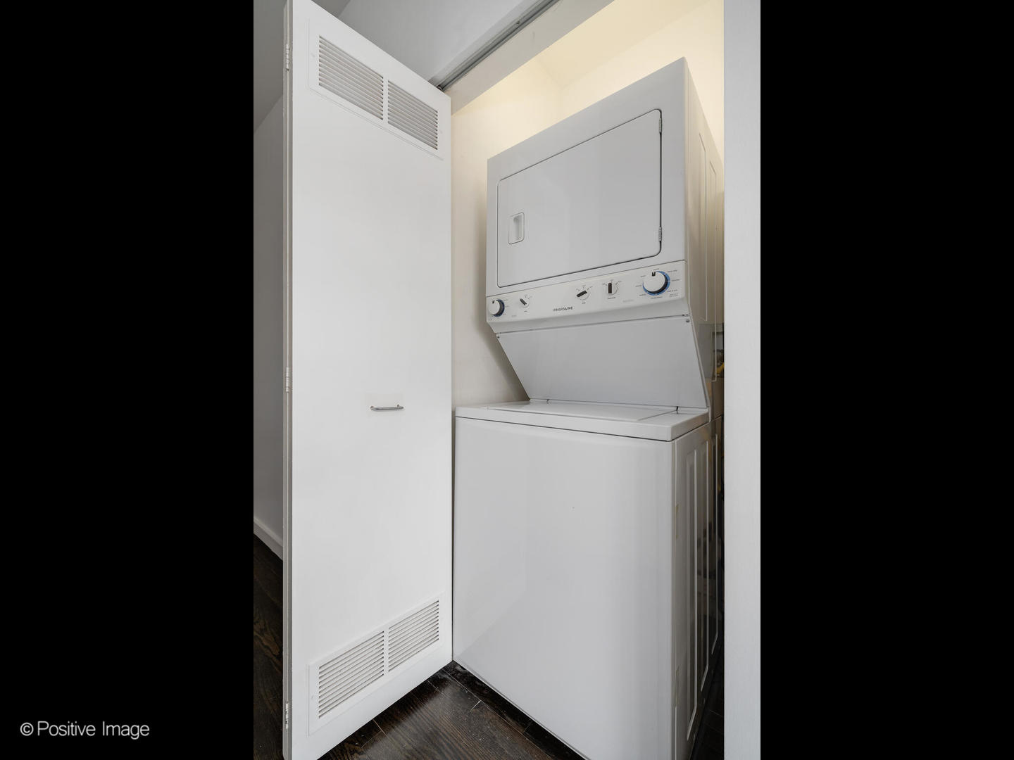 630 N Franklin Street Unit: 817