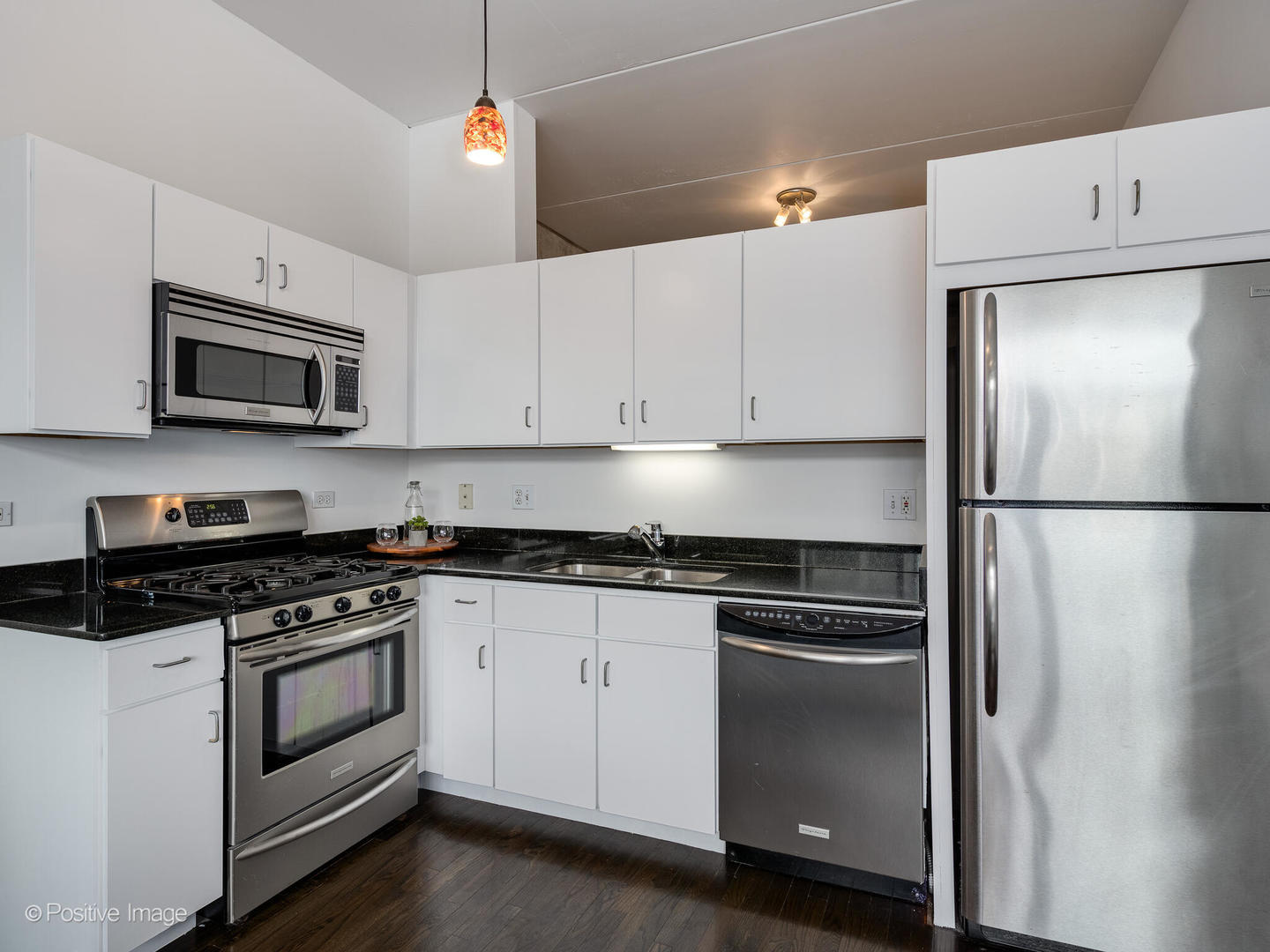 630 N Franklin Street Unit: 817