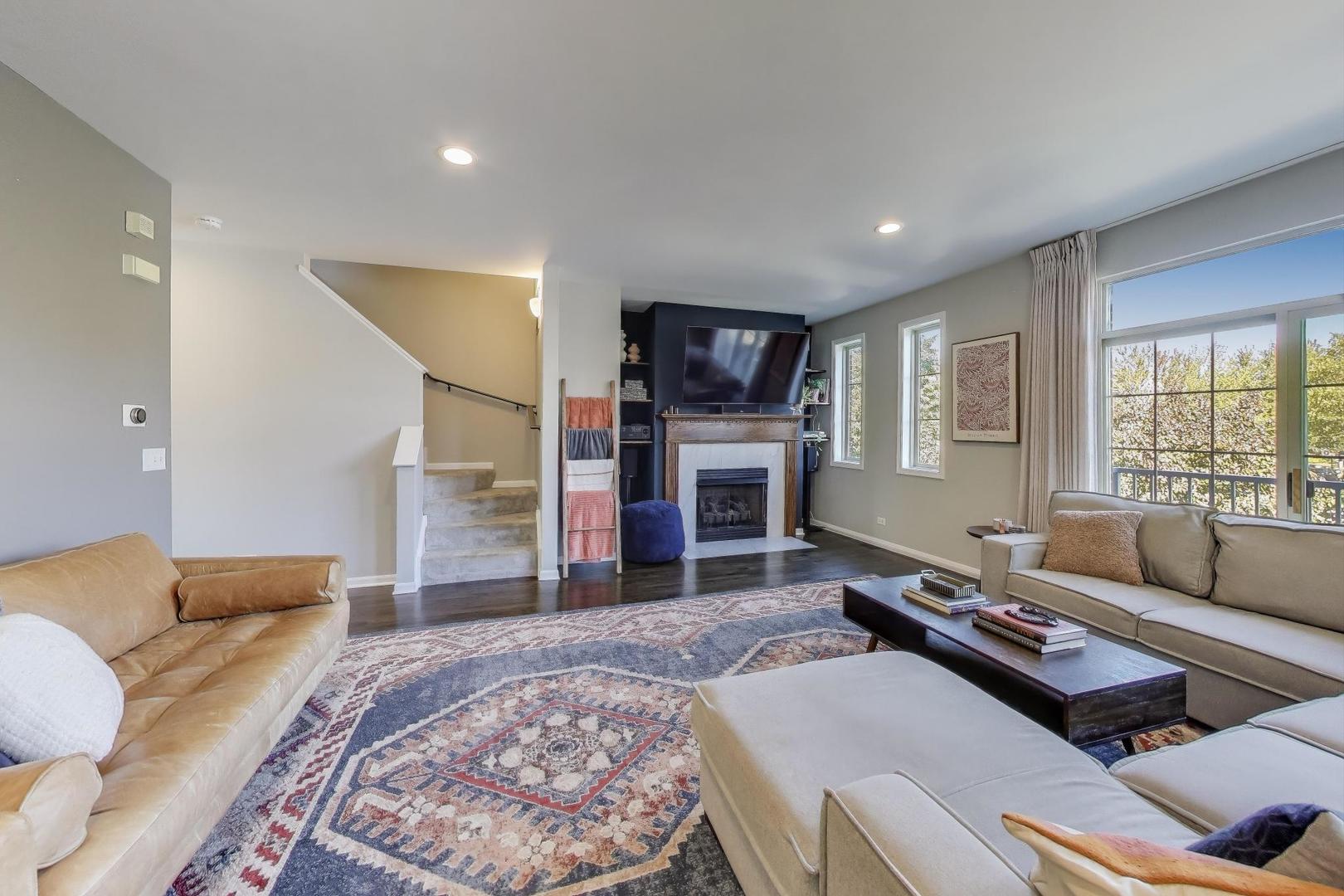 4525 W Irving Park Road