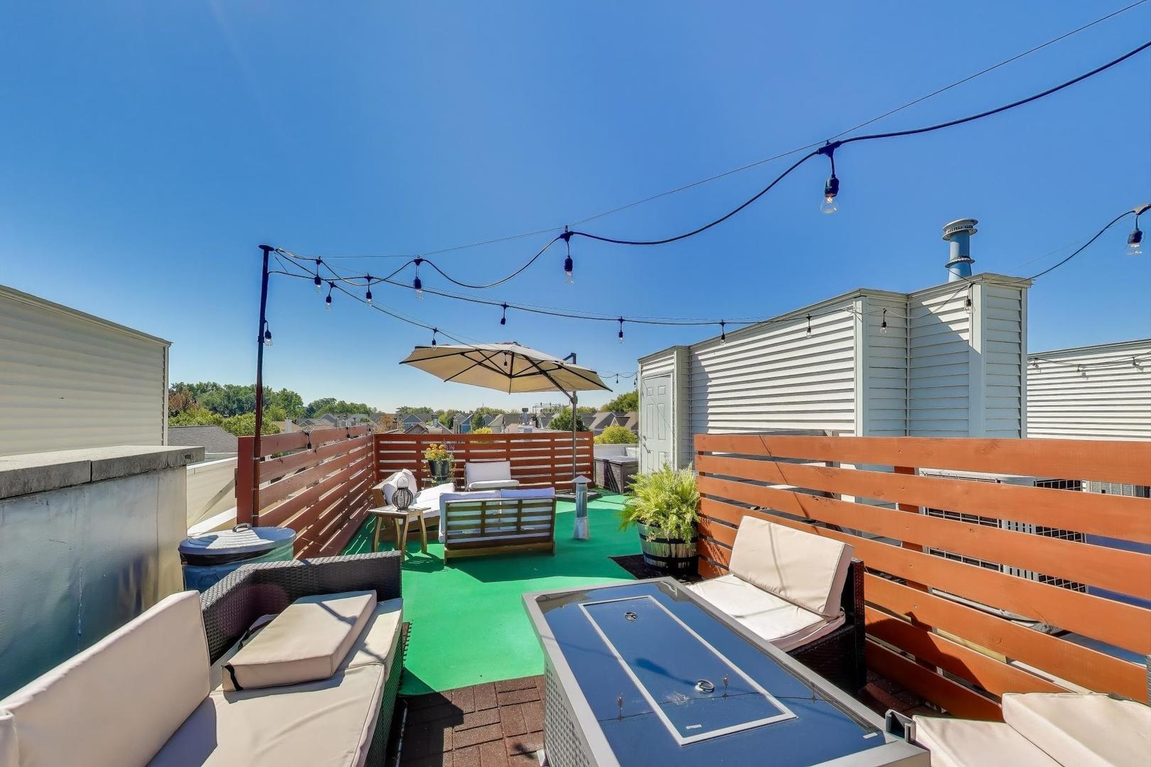 4525 W Irving Park Road