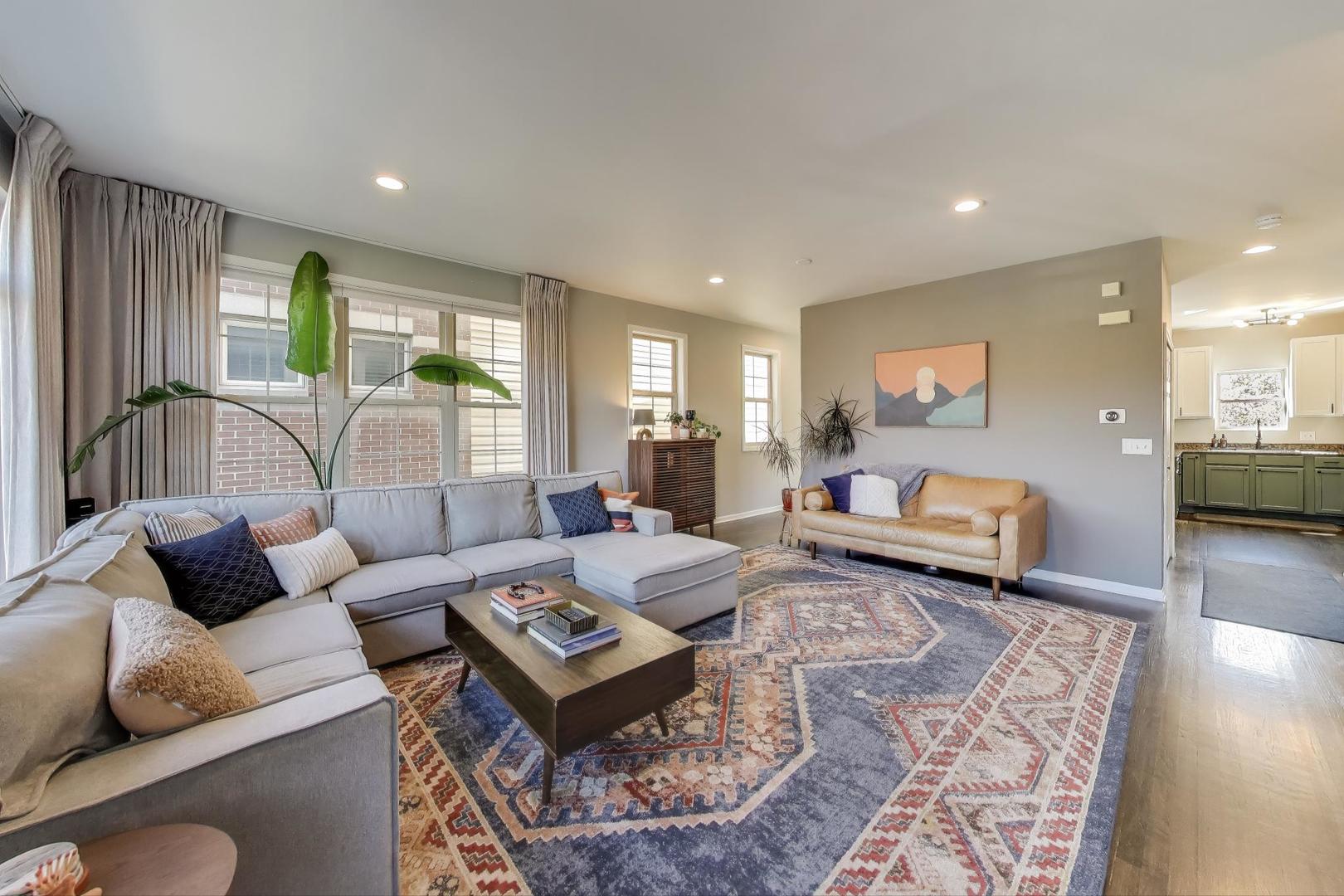 4525 W Irving Park Road