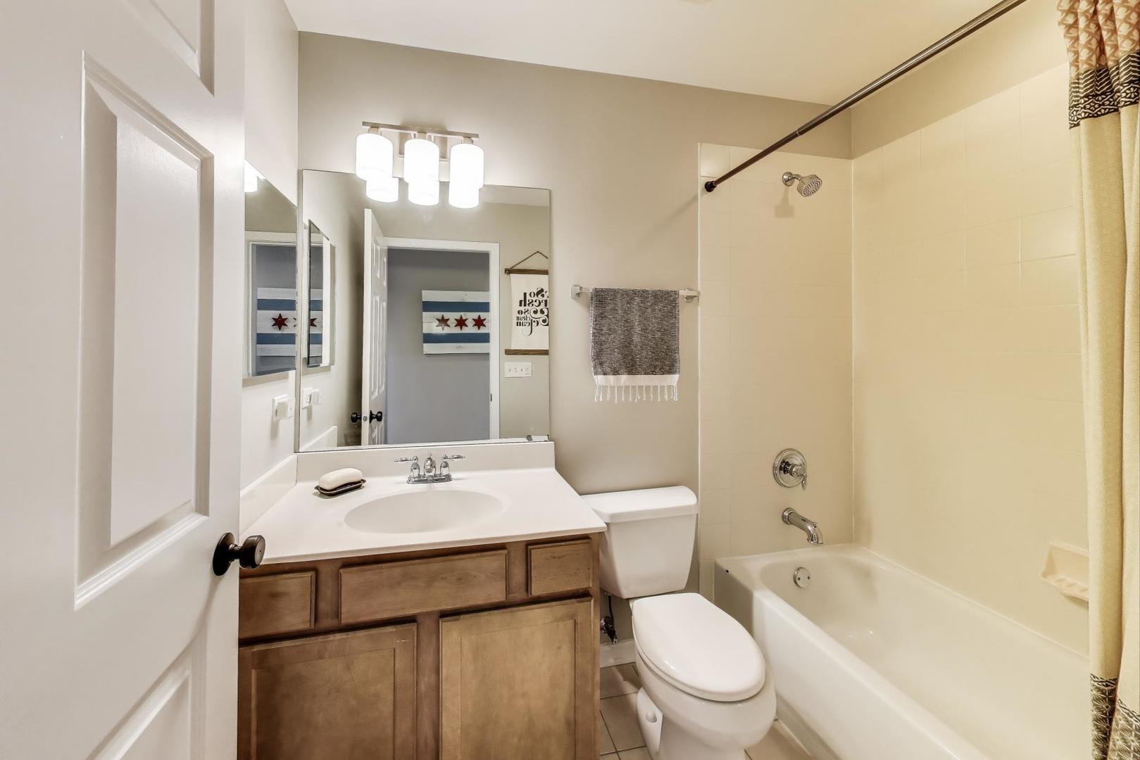 4525 W Irving Park Road