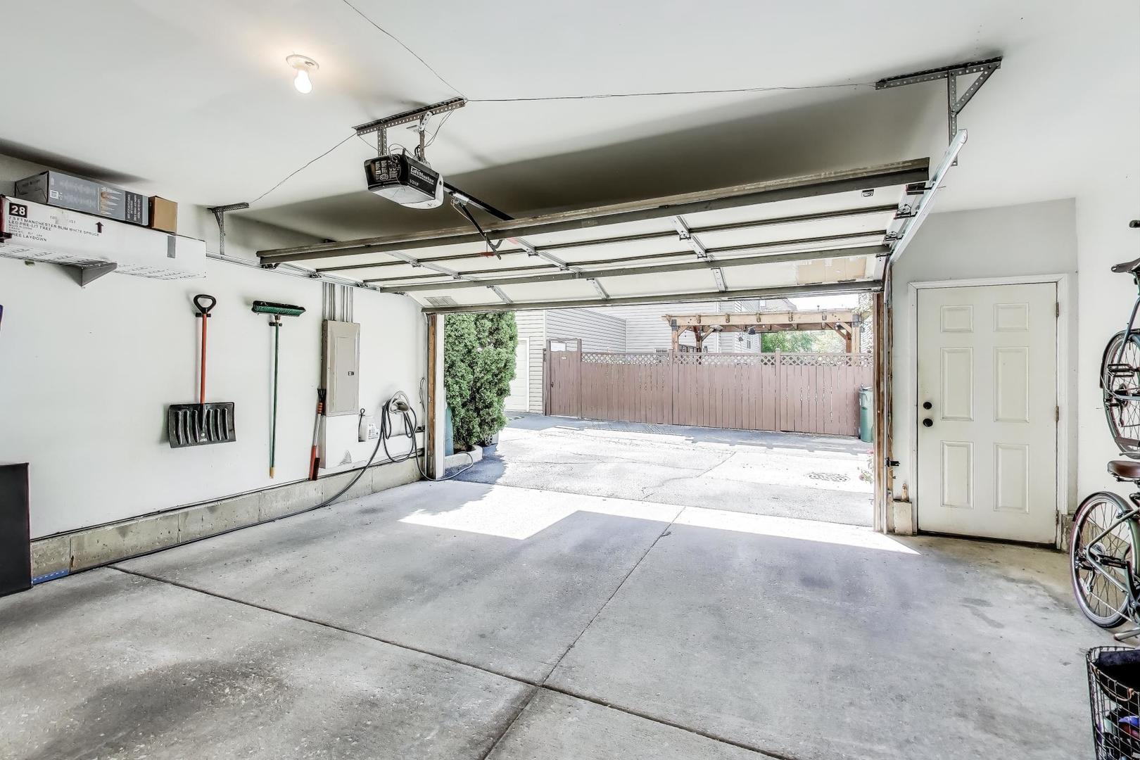 4525 W Irving Park Road