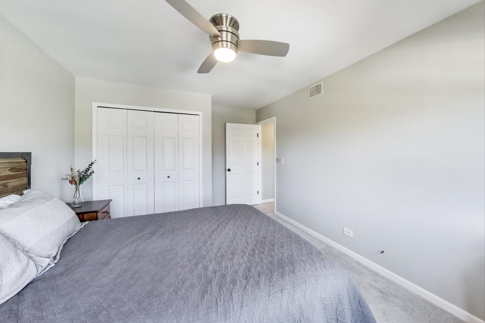 4525 W Irving Park Road