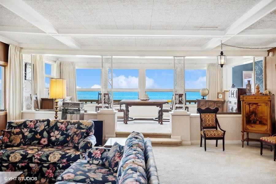 2202 Lake Shore Drive