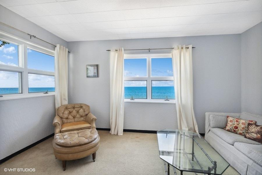 2202 Lake Shore Drive