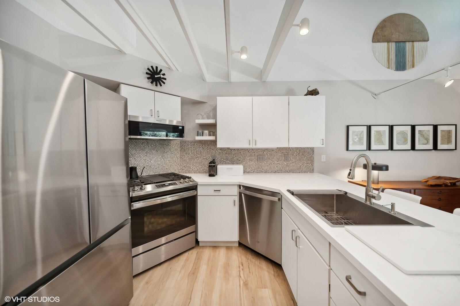 10 Karwick Glen Drive
