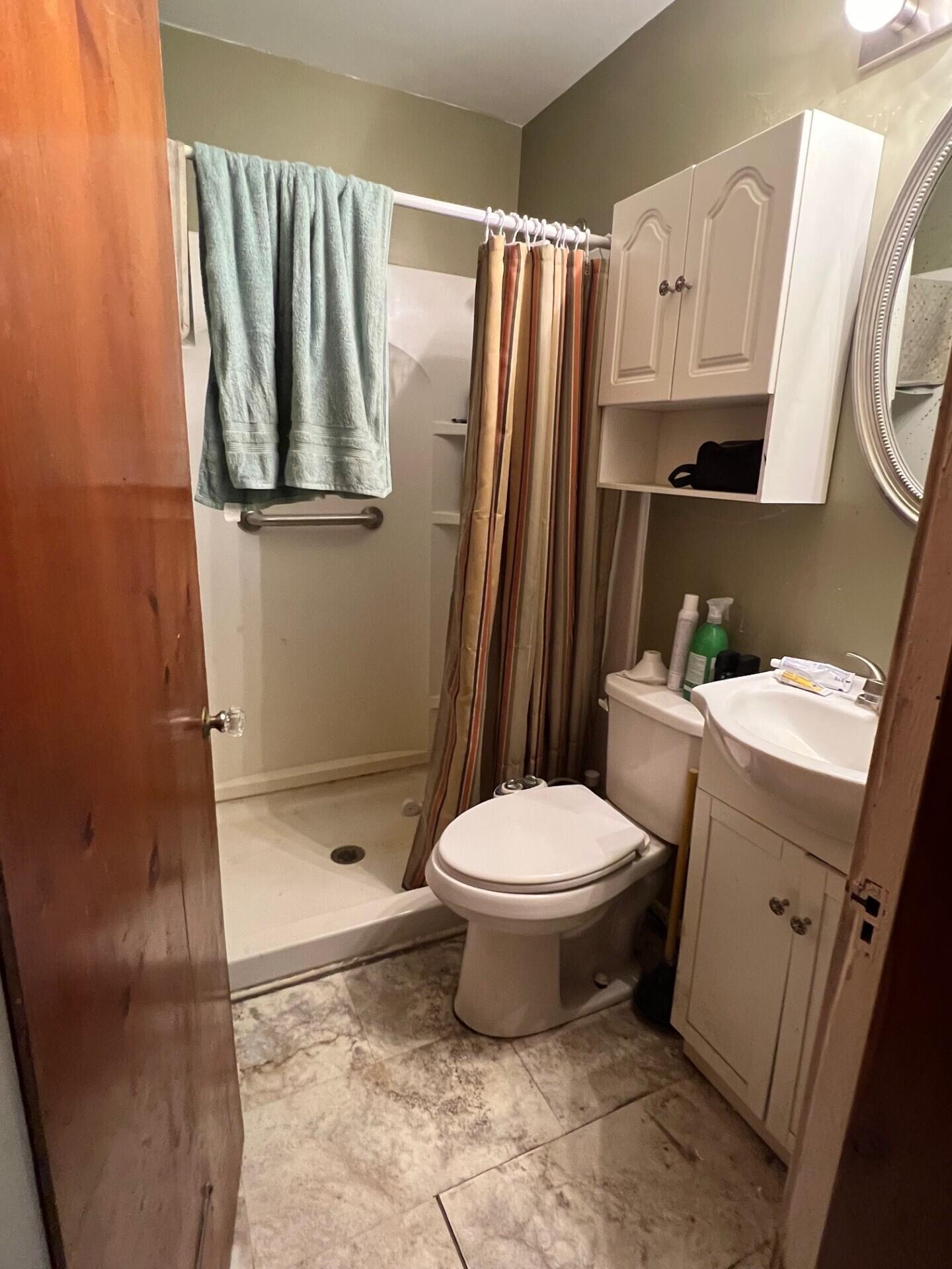 240 Roskin Road