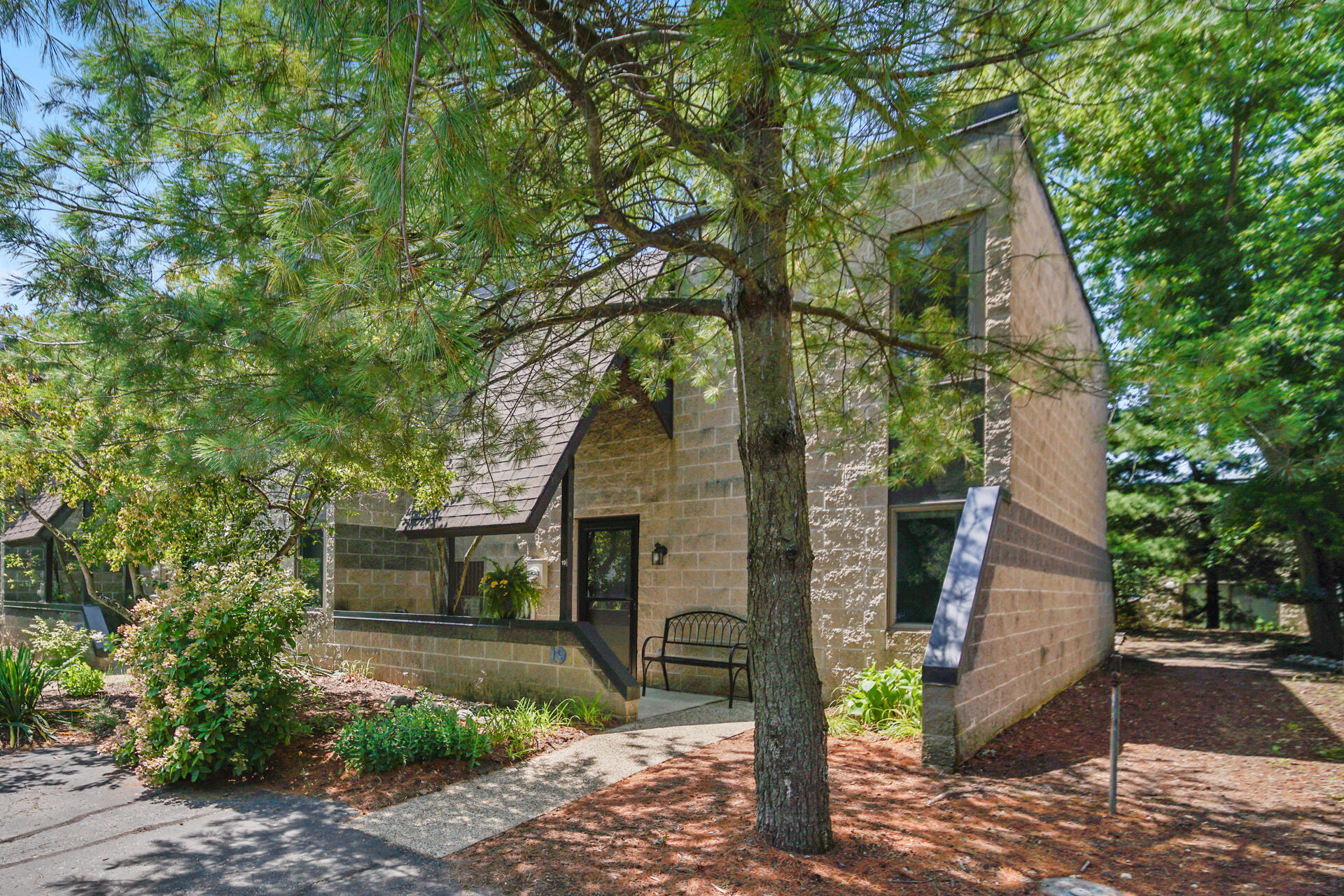 19 Karwick Glen Drive
