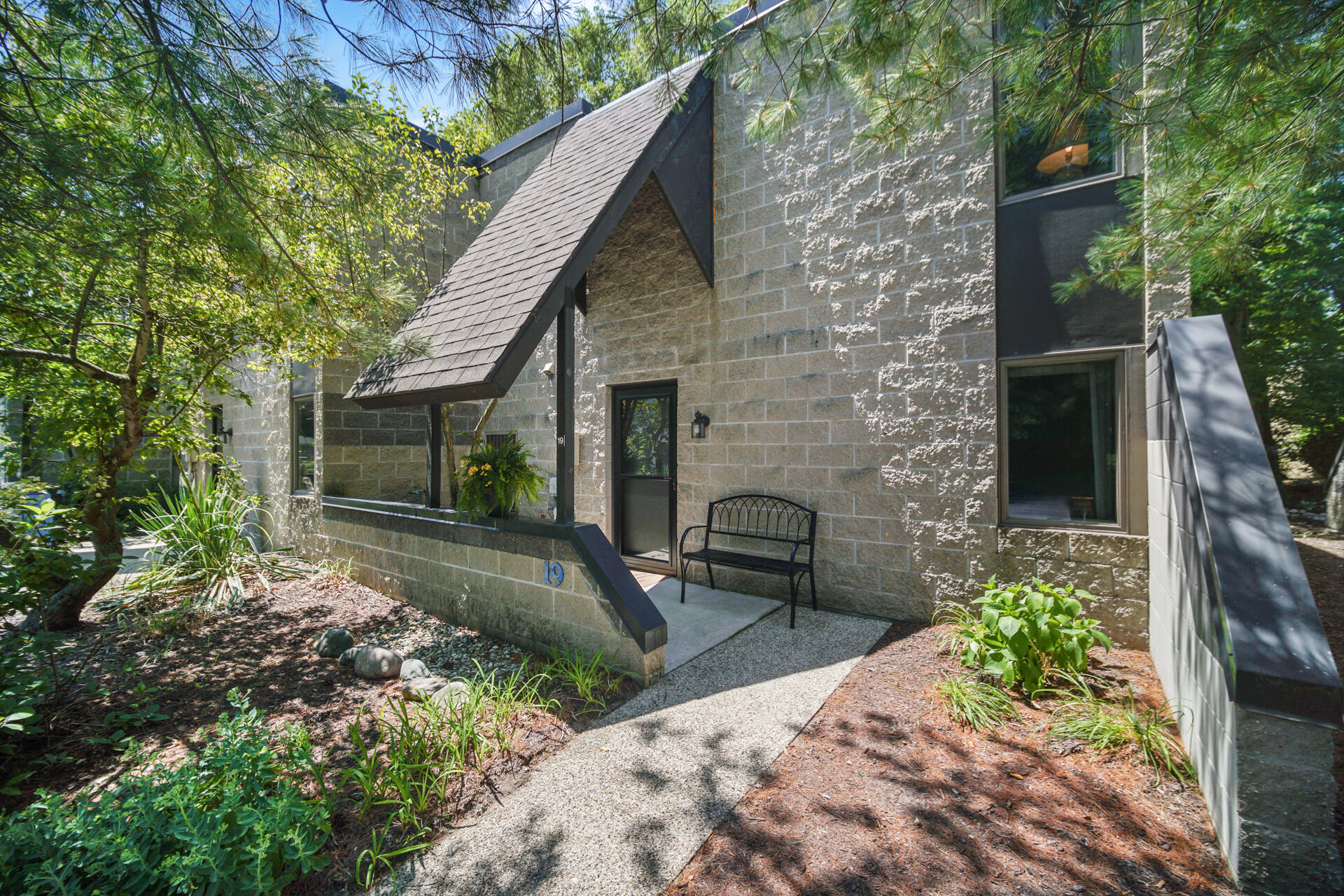 19 Karwick Glen Drive