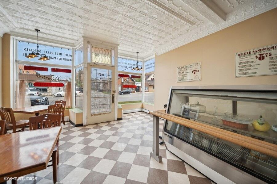 1407 Franklin Street