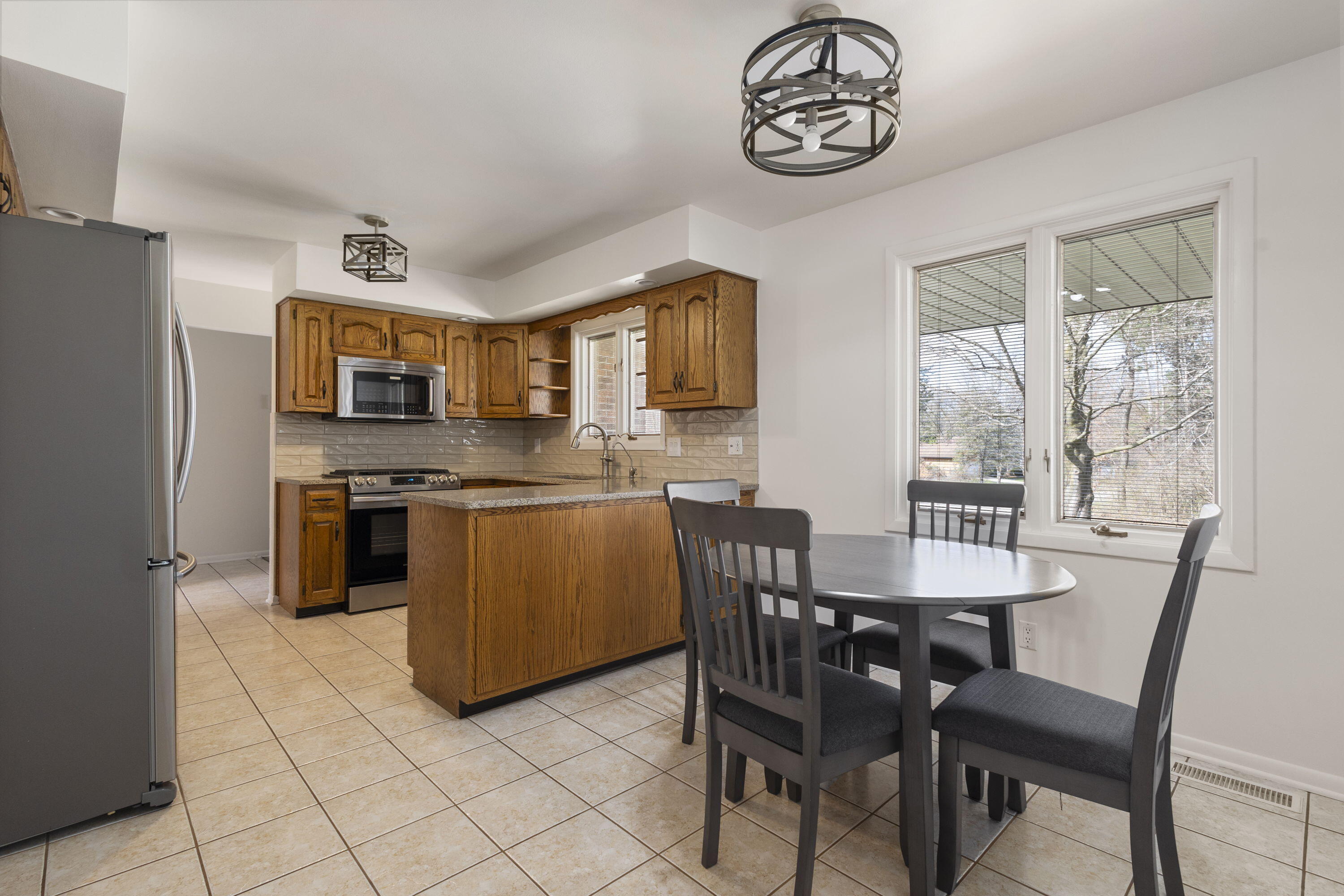 4087 N Sunset Lane