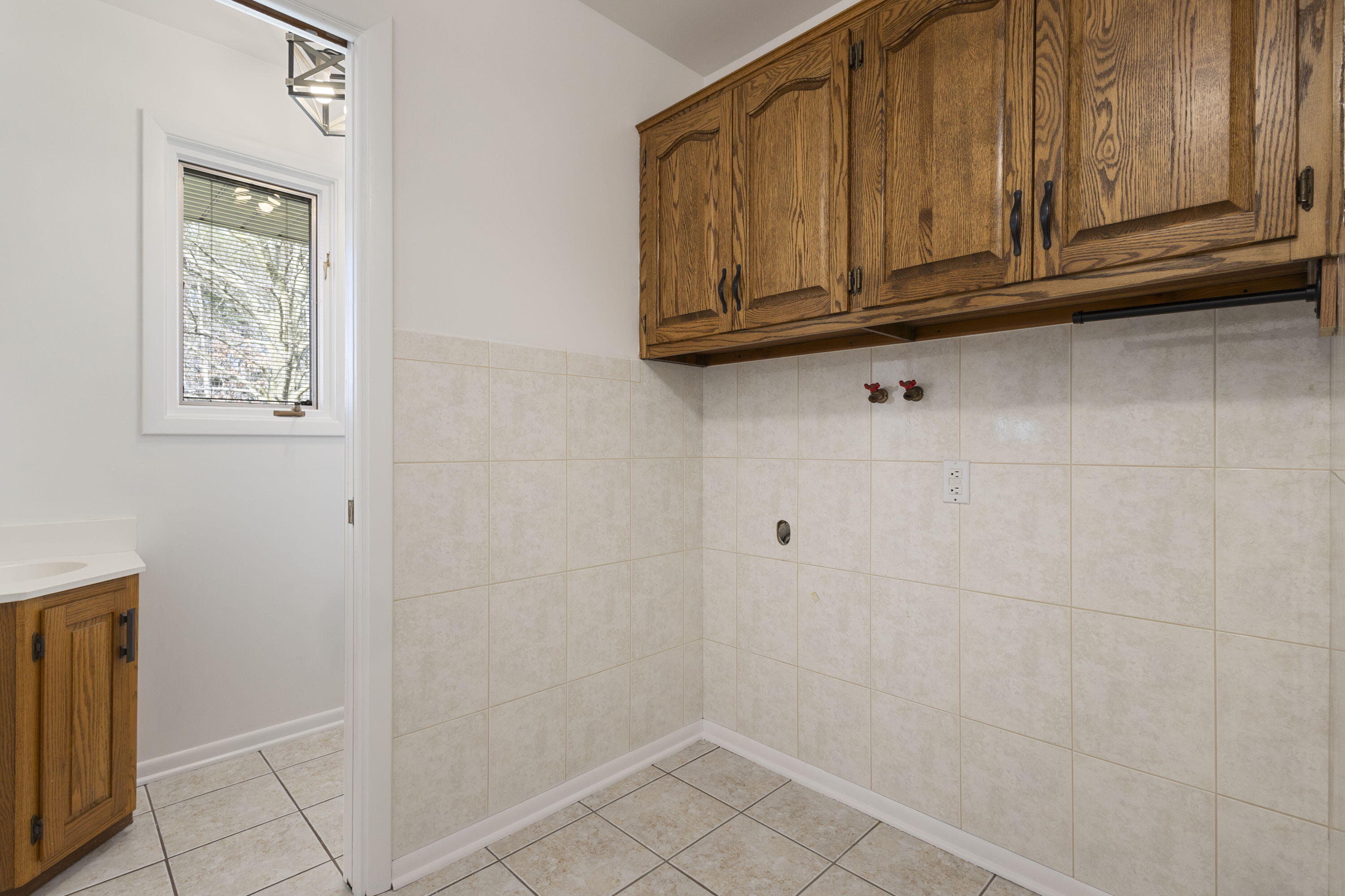 4087 N Sunset Lane