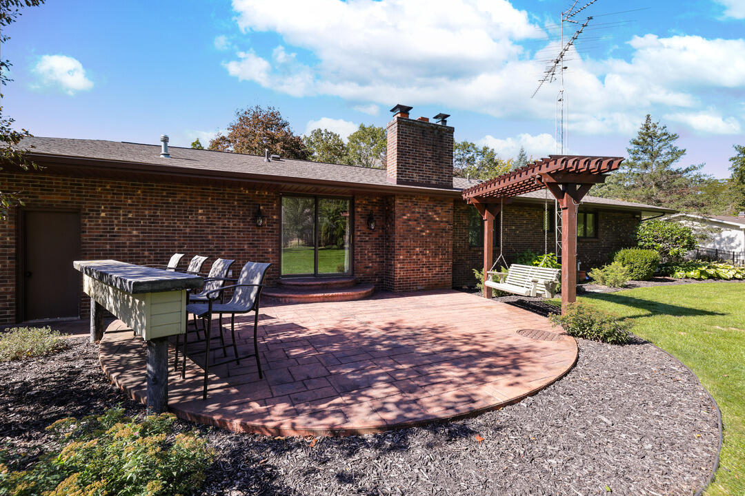 4087 N Sunset Lane