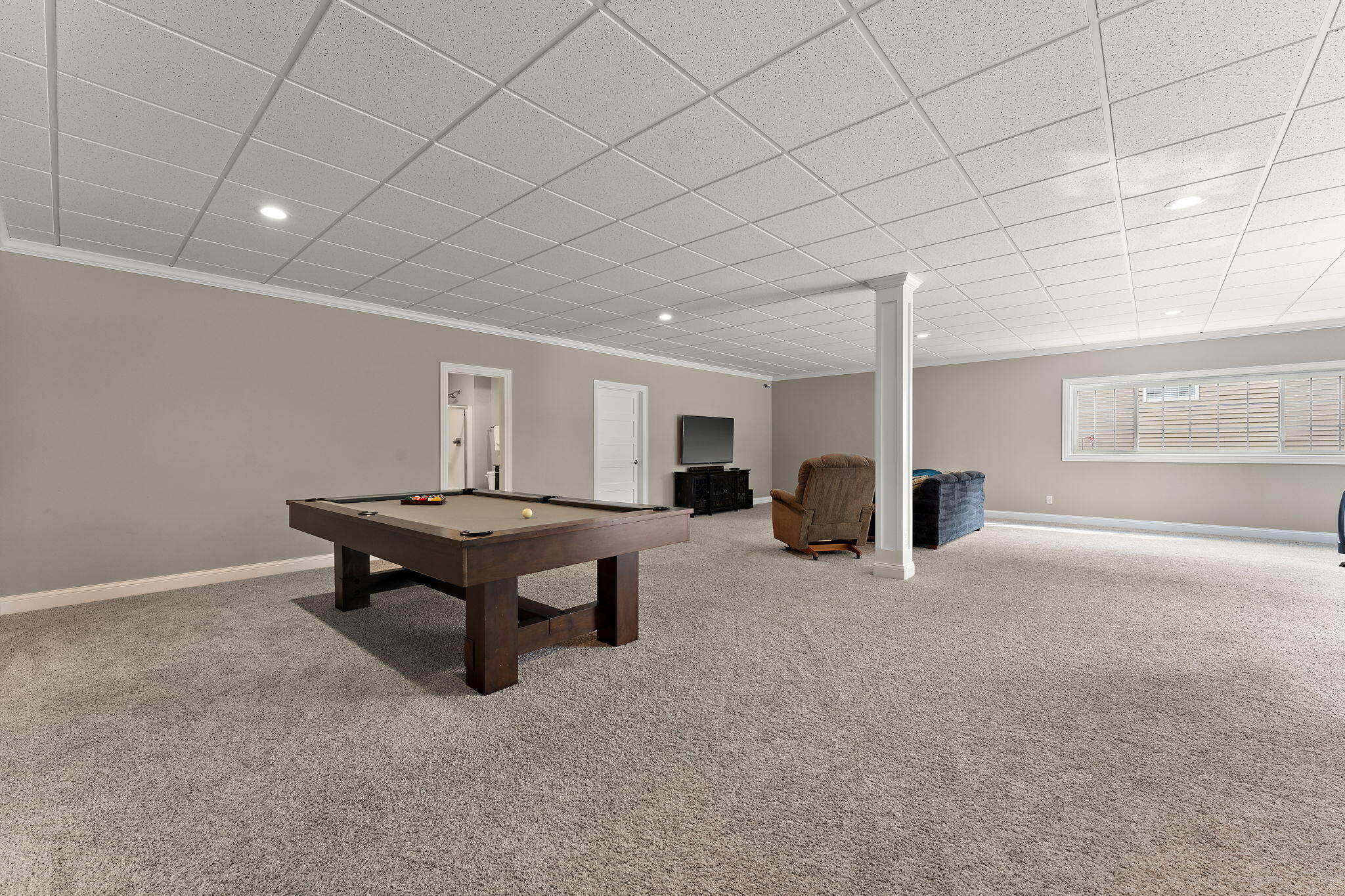 328 W Sedgewood Drive