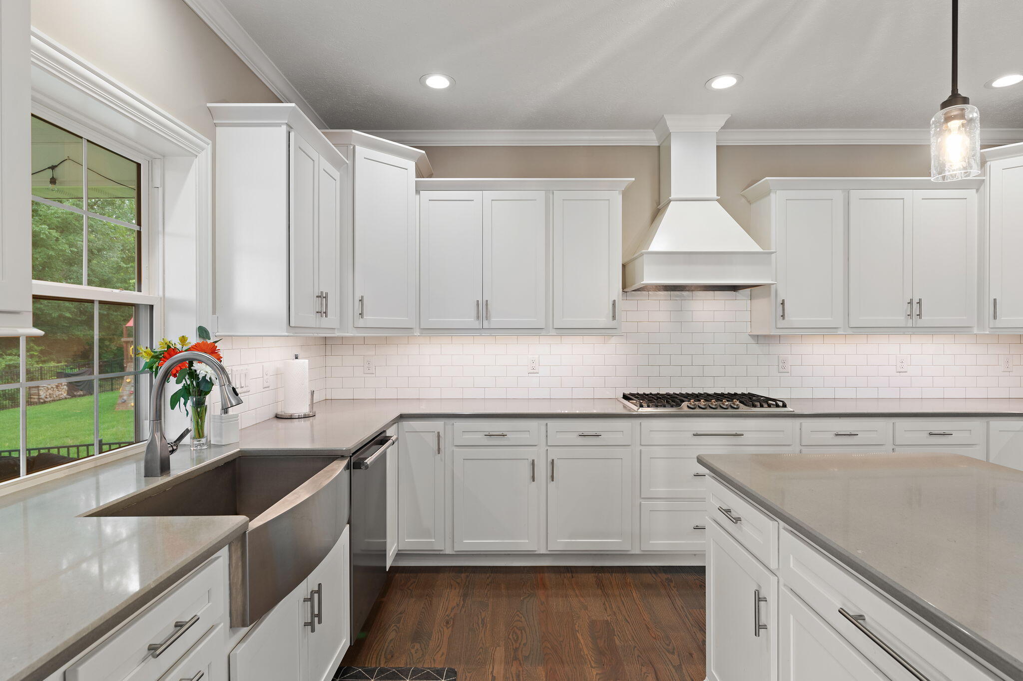 328 W Sedgewood Drive