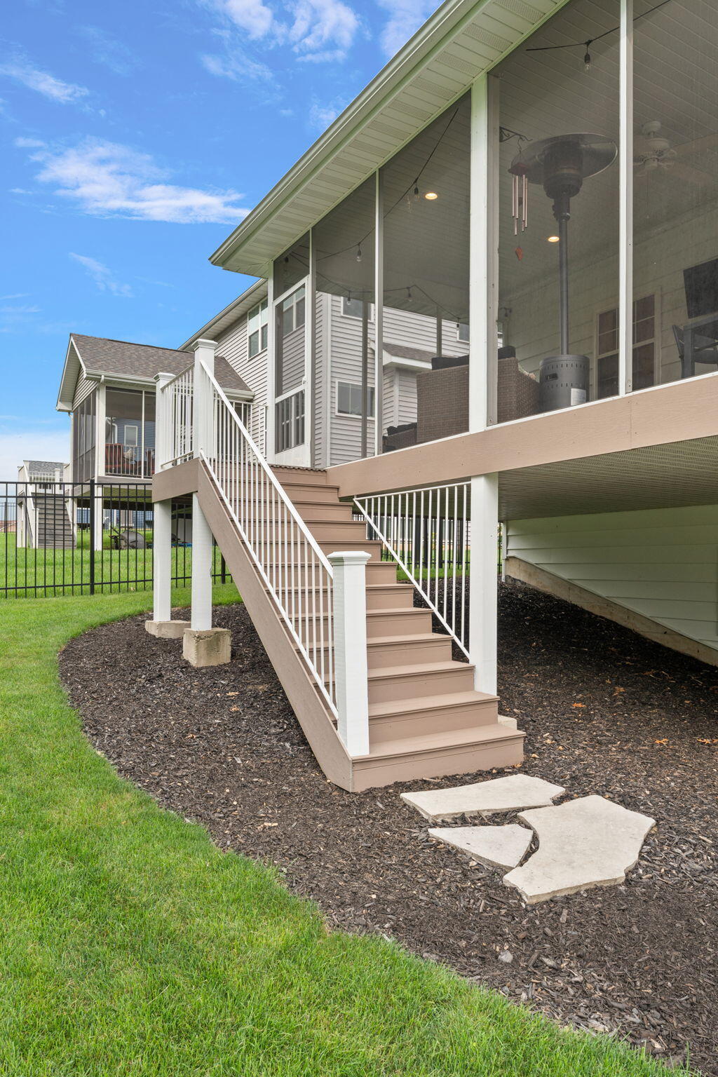 328 W Sedgewood Drive