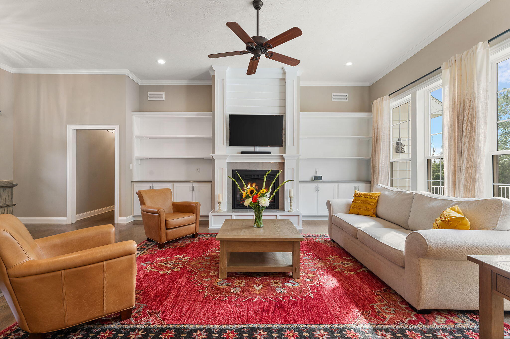 328 W Sedgewood Drive