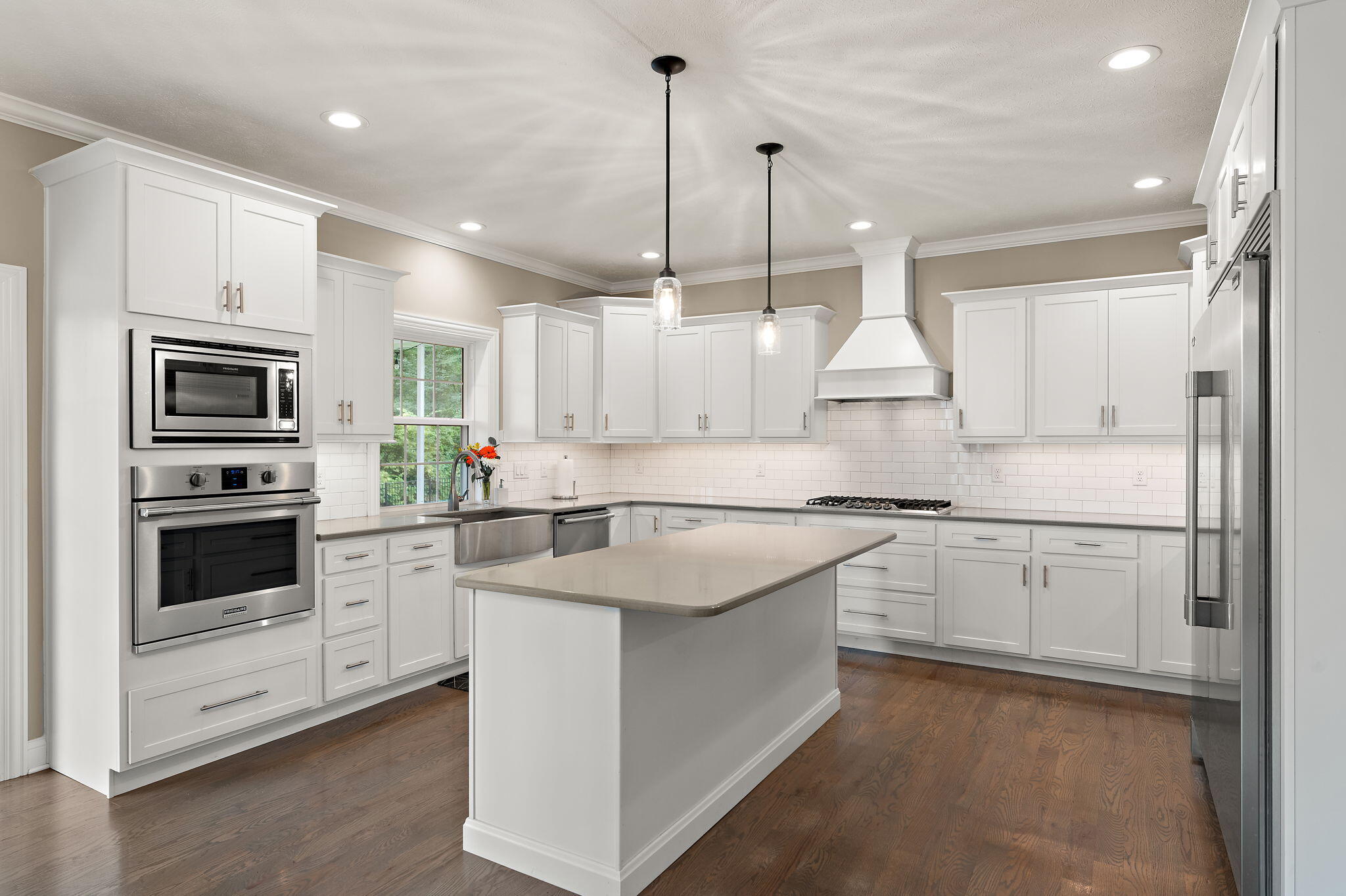 328 W Sedgewood Drive