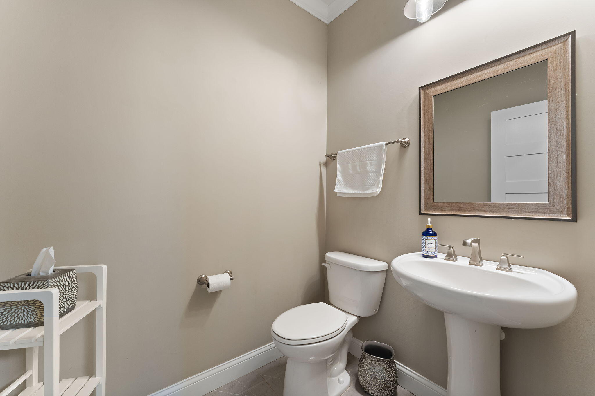 328 W Sedgewood Drive