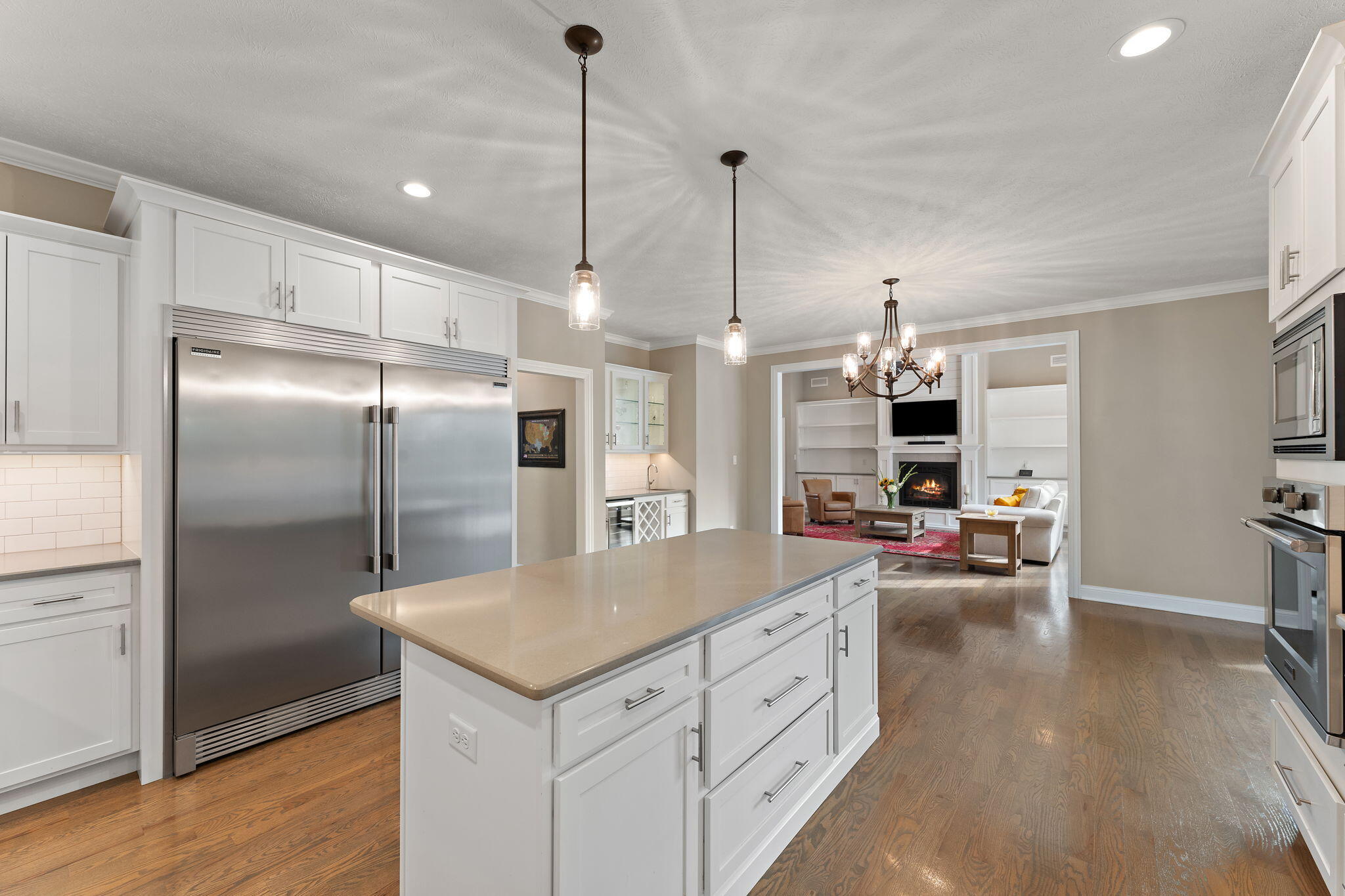 328 W Sedgewood Drive