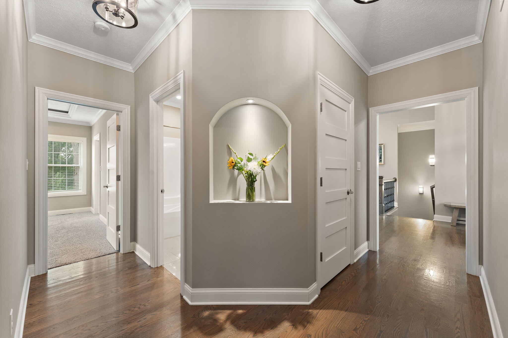 328 W Sedgewood Drive