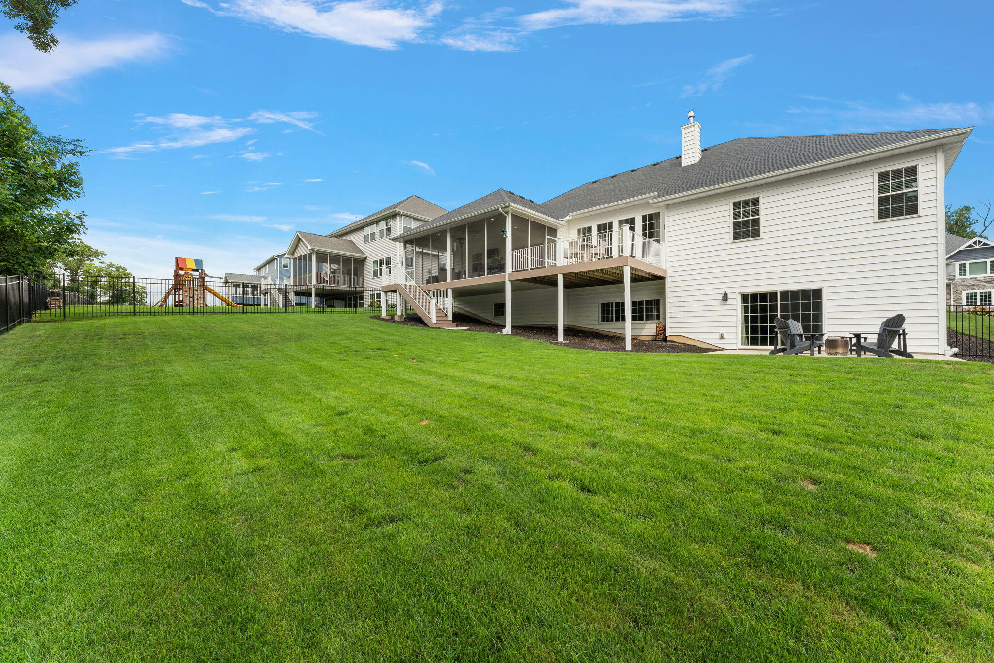 328 W Sedgewood Drive