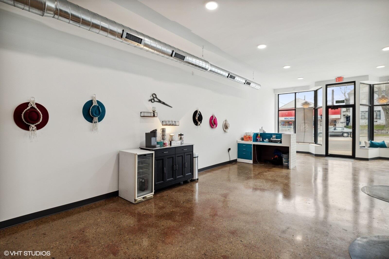 2701-03 Franklin Street