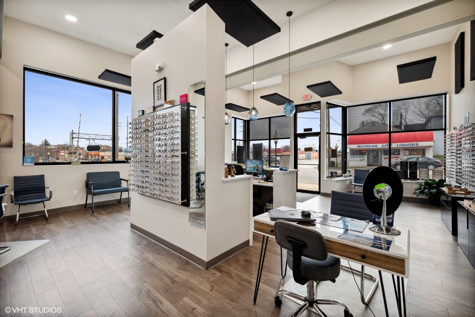 2701-03 Franklin Street