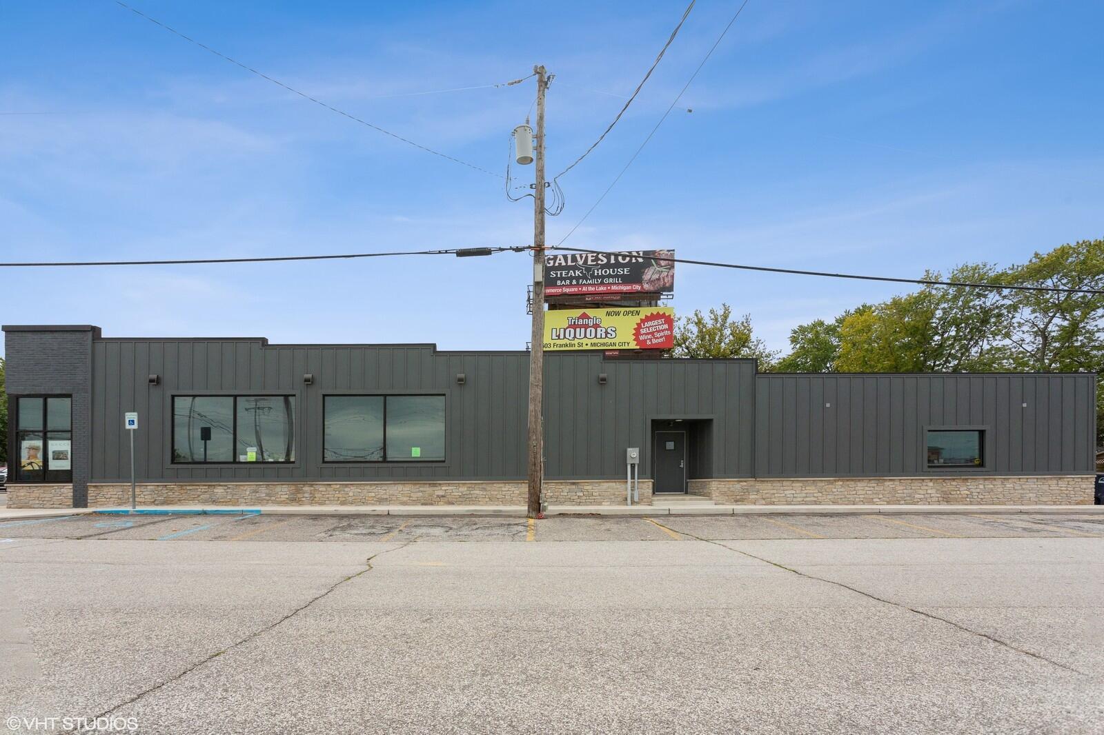 2701-03 Franklin Street