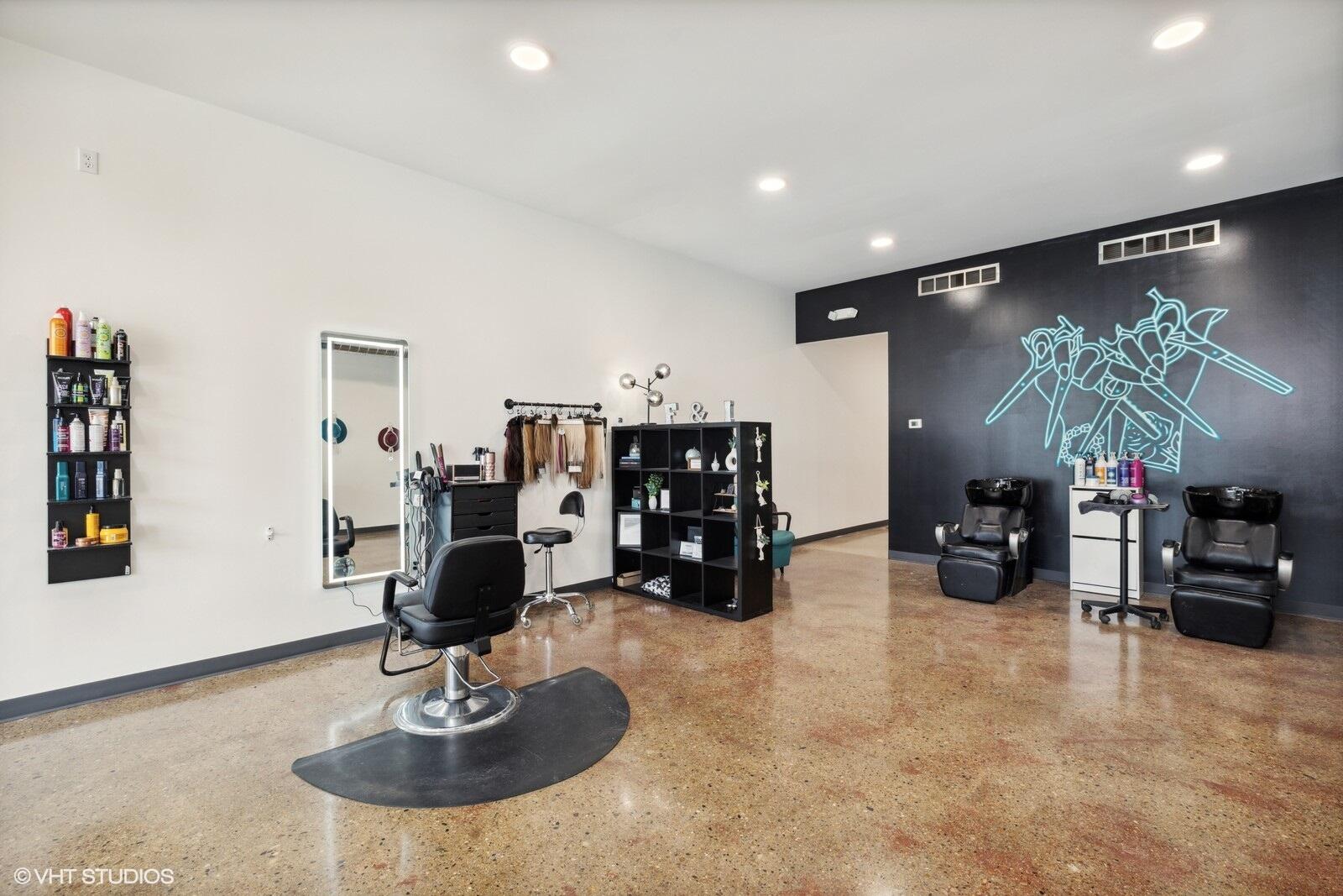 2701-03 Franklin Street