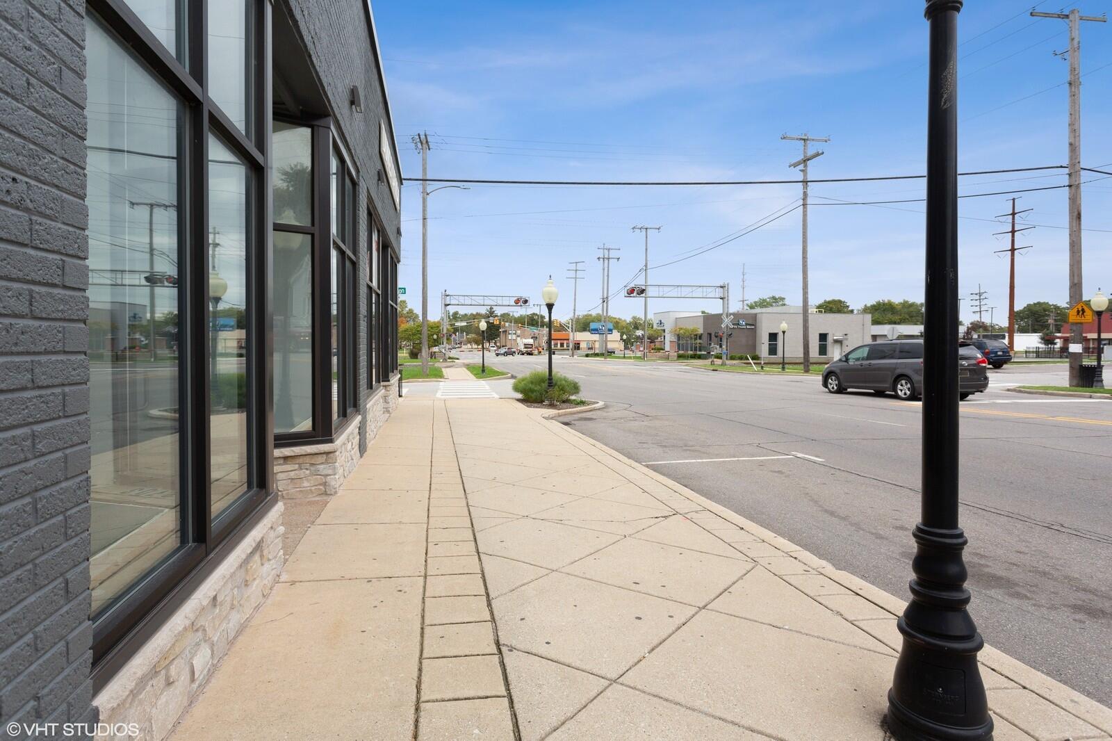 2701-03 Franklin Street