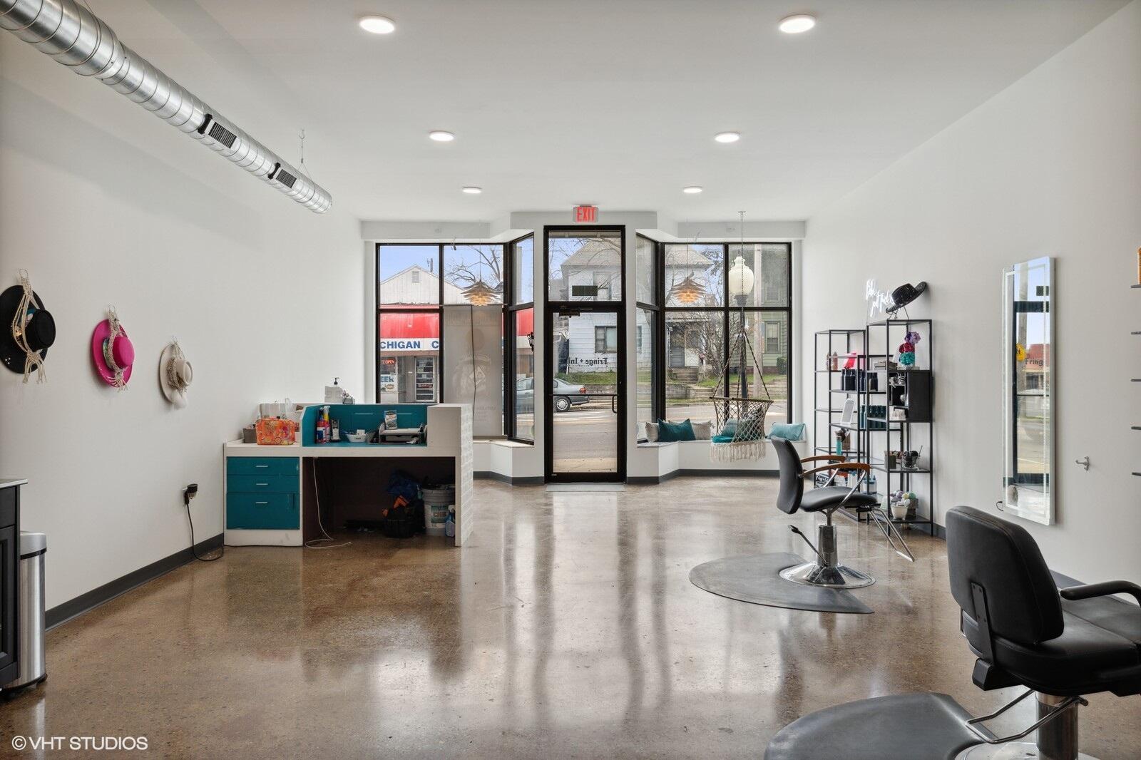 2701-03 Franklin Street