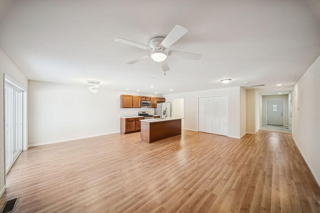 1524 Woodland Avenue