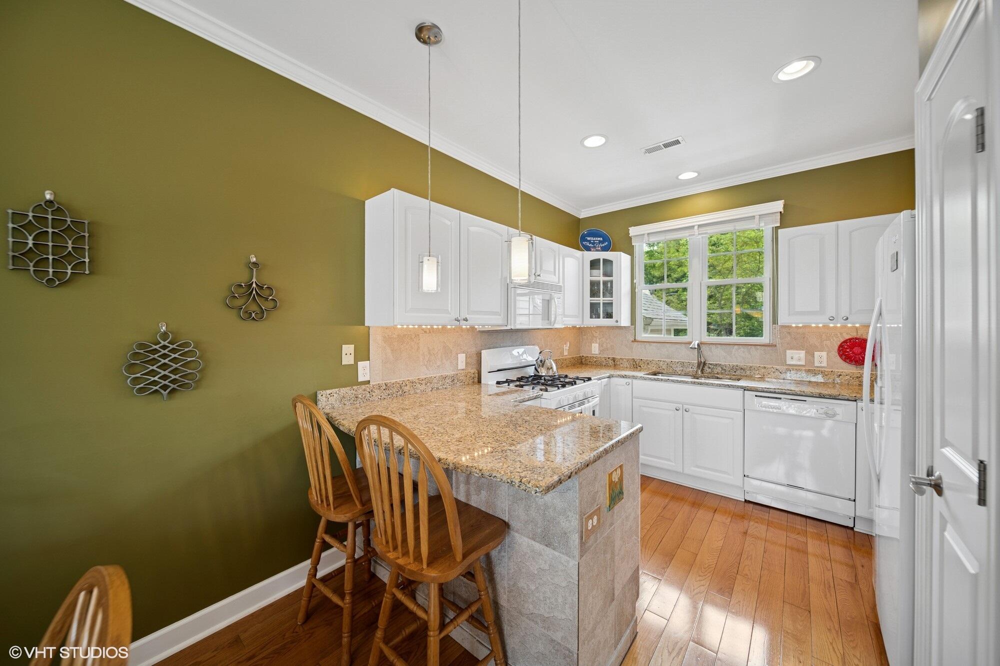 170 Lake Shore Drive Unit: B