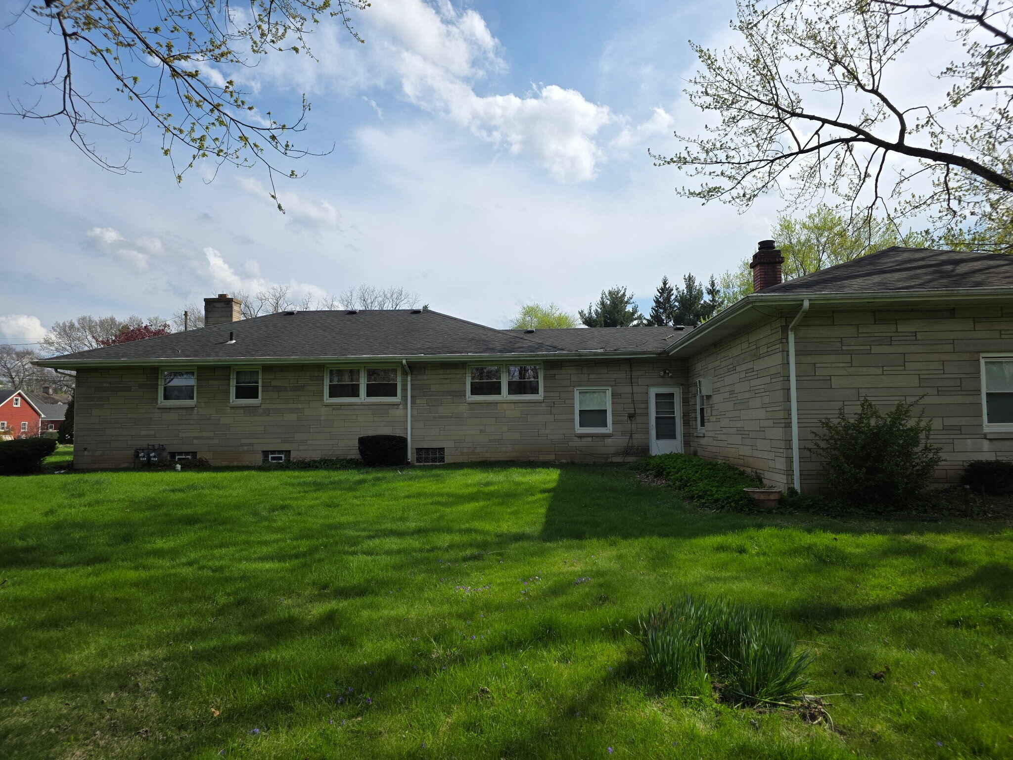 824 High Street