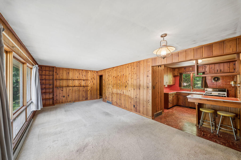 2020 Melrose Drive