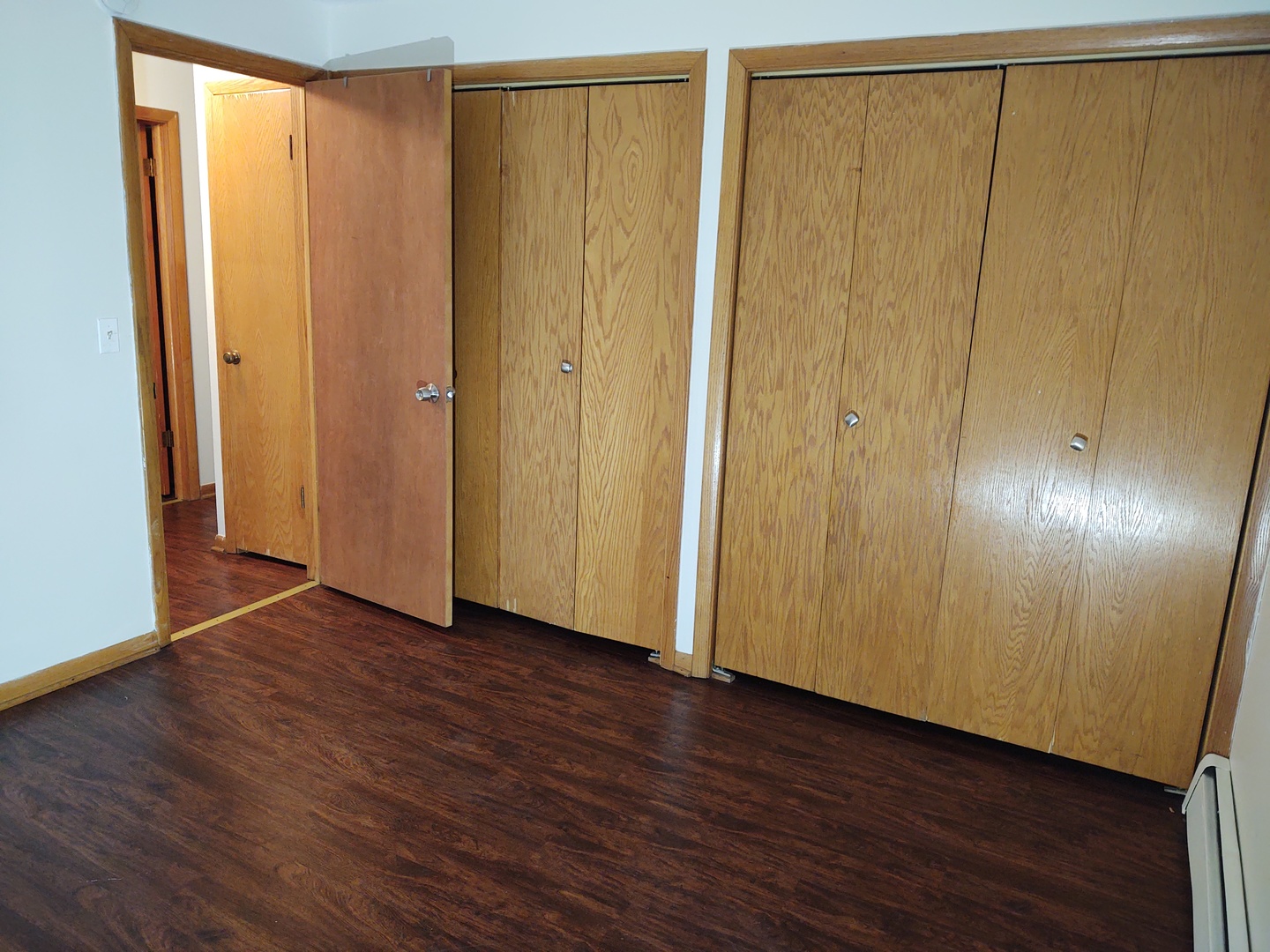 2414 N 76th Avenue Unit: 1E