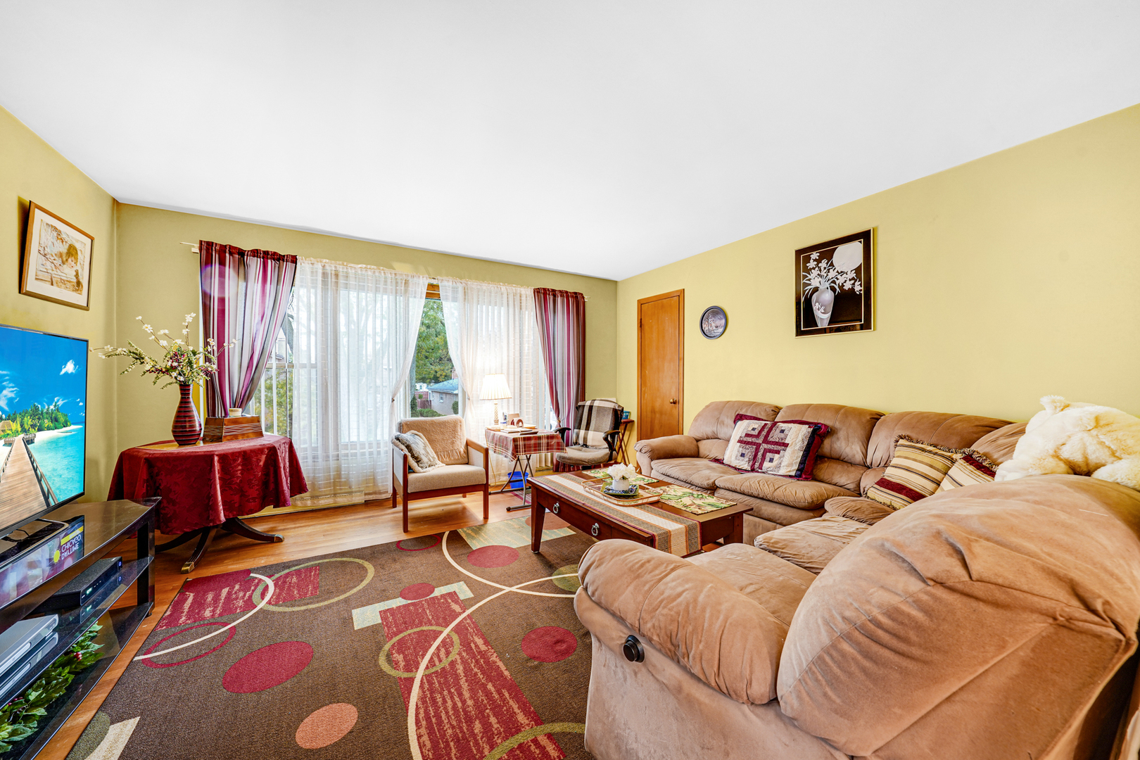 8121 N Ottawa Avenue