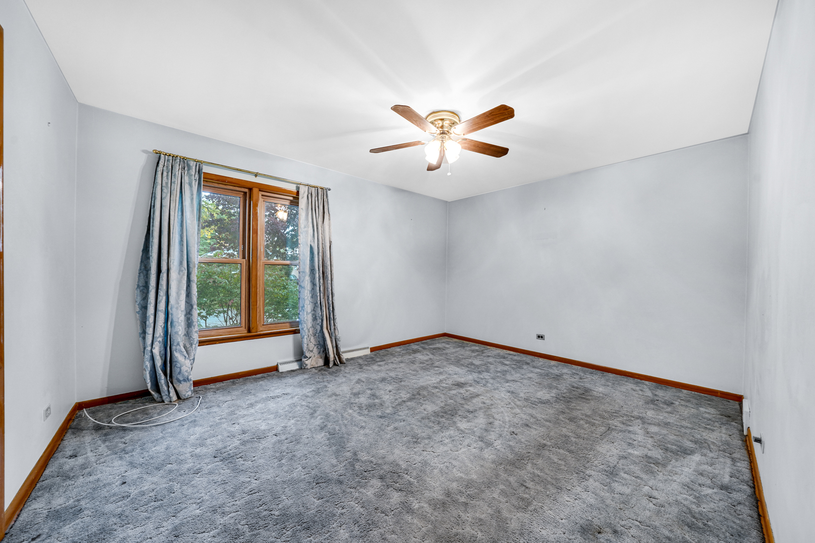 8121 N Ottawa Avenue