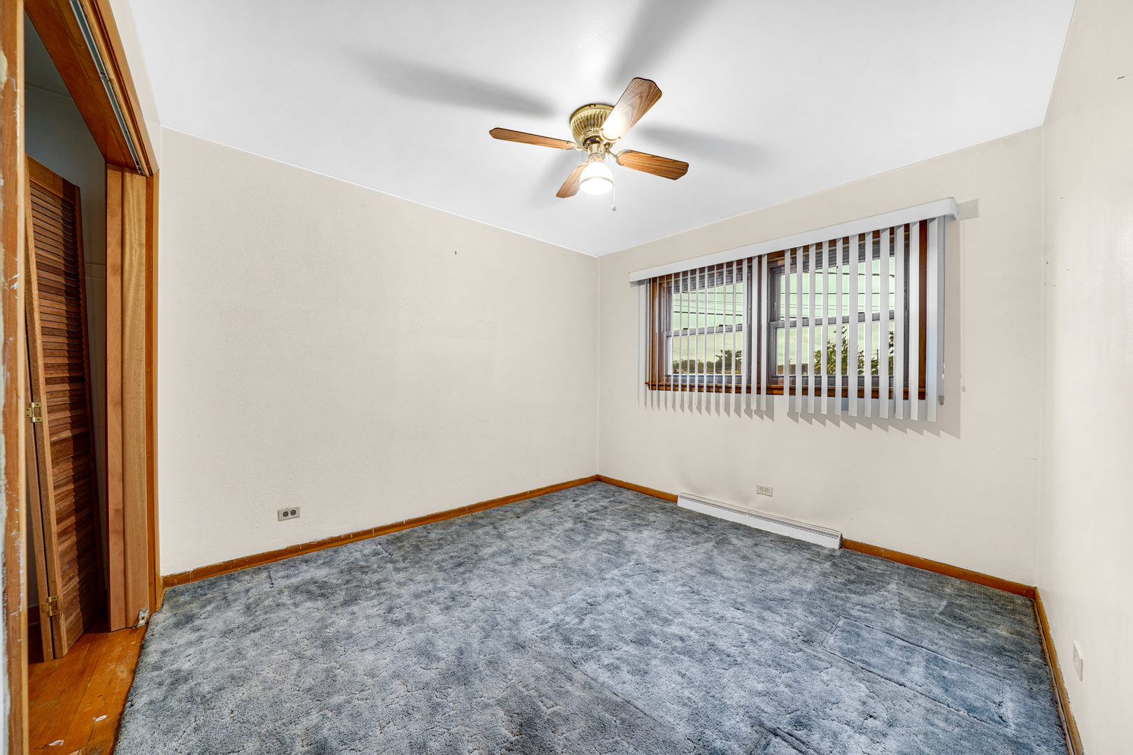 8121 N Ottawa Avenue