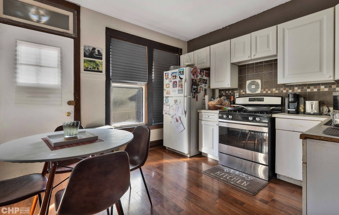 6549 N Newgard Avenue