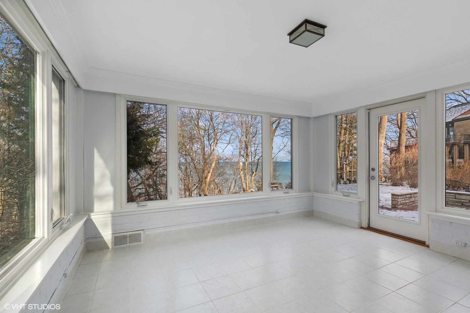 79 S Deere Park Drive