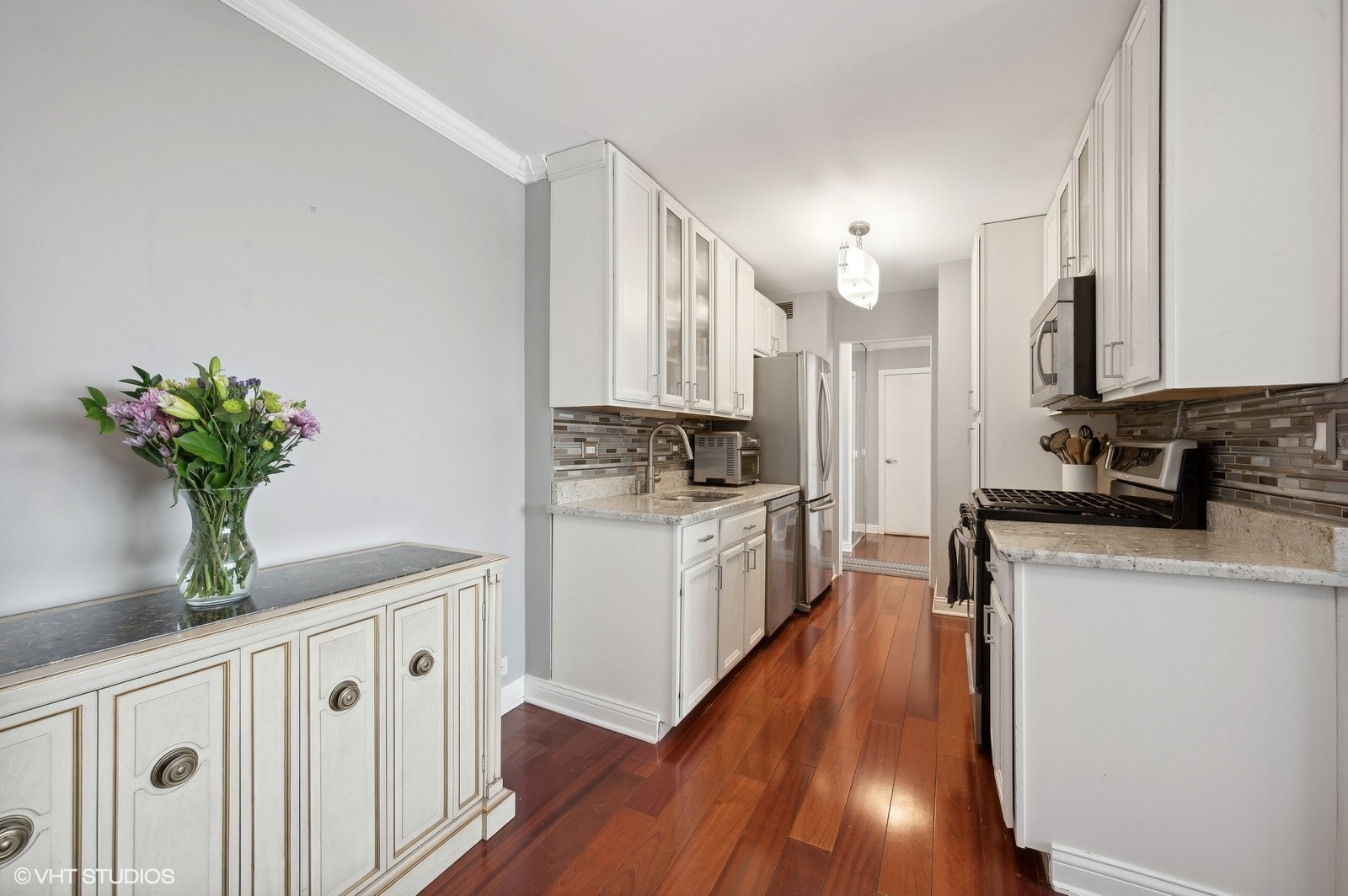 3430 N Lake Shore Drive Unit: 10N