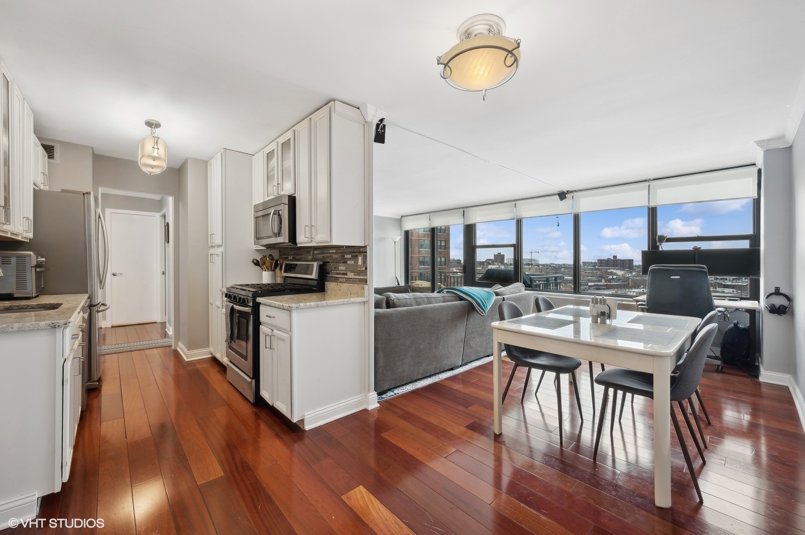 3430 N Lake Shore Drive Unit: 10N