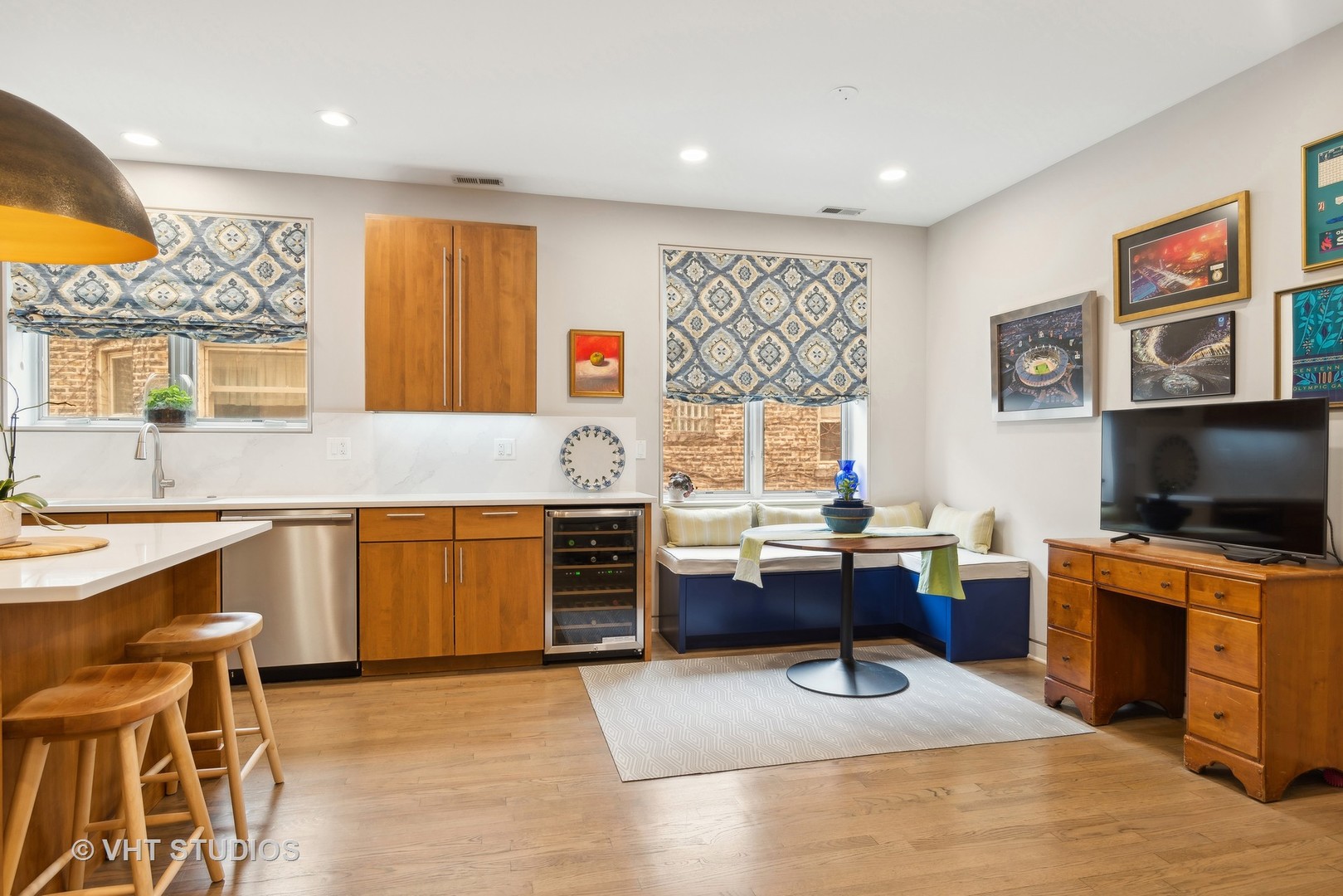 2623 W Logan Boulevard Unit: 3E