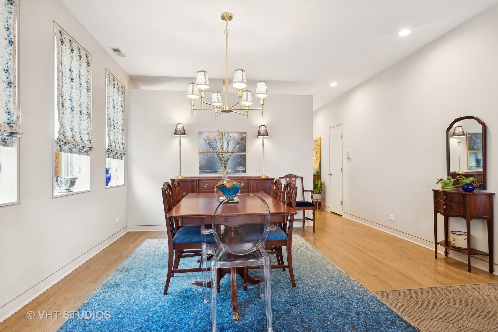 2623 W Logan Boulevard Unit: 3E
