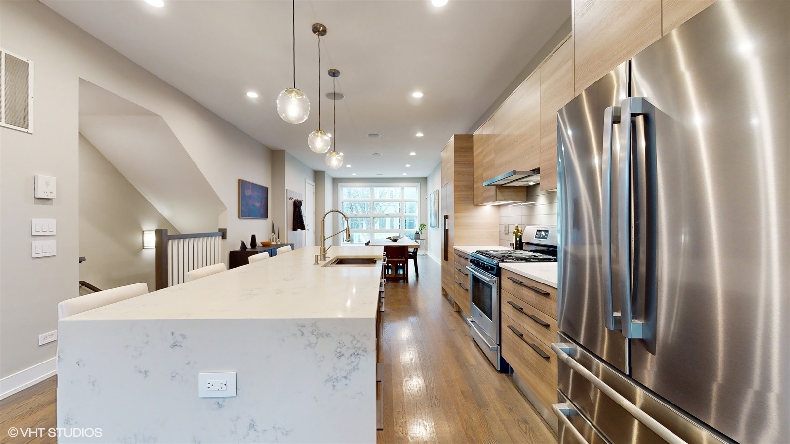 2855 W Lyndale Street Unit: 1